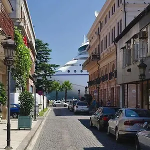 Connect Bar & Terrace 3*, Батуми Грузия